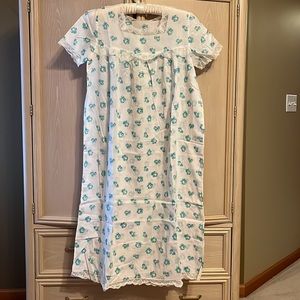 NWOT Hand Sewn Cotton Nightgown
